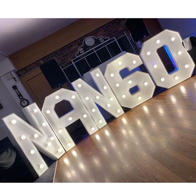 ステンレス・スティール ミニ 結婚式 LED マークイー レター ライト ホテルでの家庭装飾パーティー