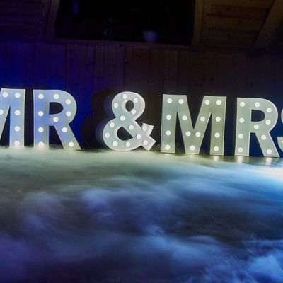 28 C カスタムライト 掲示板 LED テーブル掲示板 ラブ 結婚式 番号 ランプ