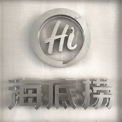 耐腐蚀金属文字ロゴと5万時間の使用寿命とカスタムカラーデザイン