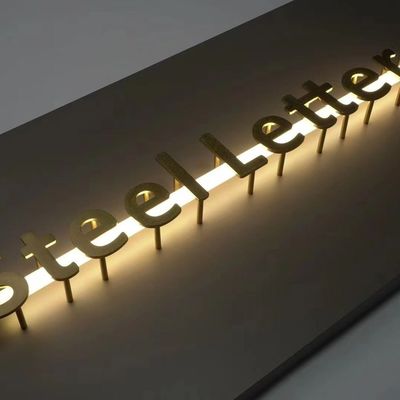 外部用 スタッドレスタイヤの LED 標識