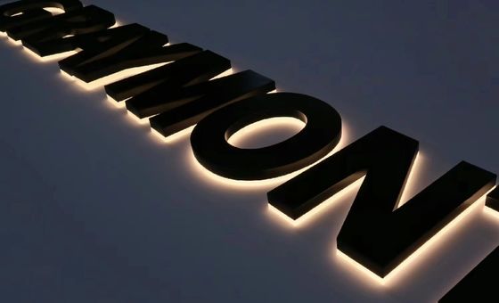 病院 雪 屋外 カスタマイズされた LED チャンネル サイネージ 3D LED 文字 広告 サイネージ