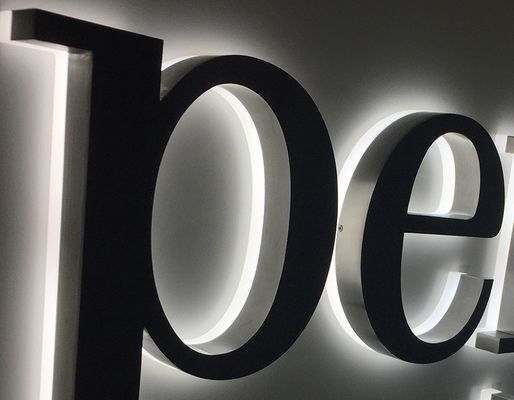 レストラン オフィス 屋外 カスタム ビジネス 建物 の ステンレス メタル LED サイネージ