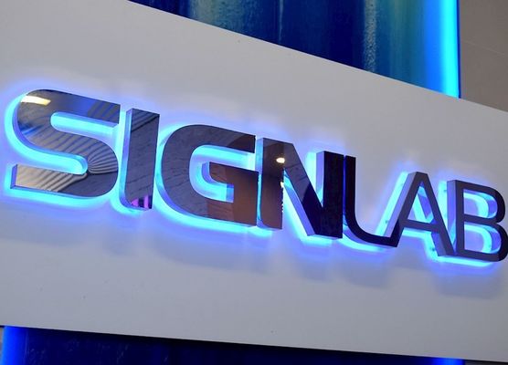 カスタマイズされた照明された室内照明 LED文字壁サイン DC 12V入力電圧